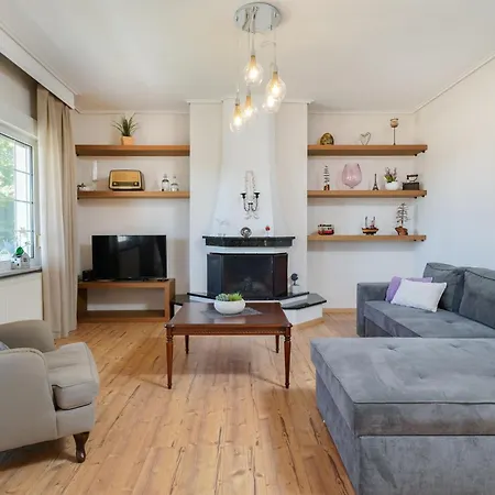 فيلة Eleonas Skála Kallirákhis